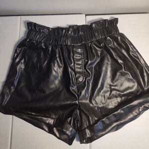 Black Faux Leather Women Shorts 1X #408